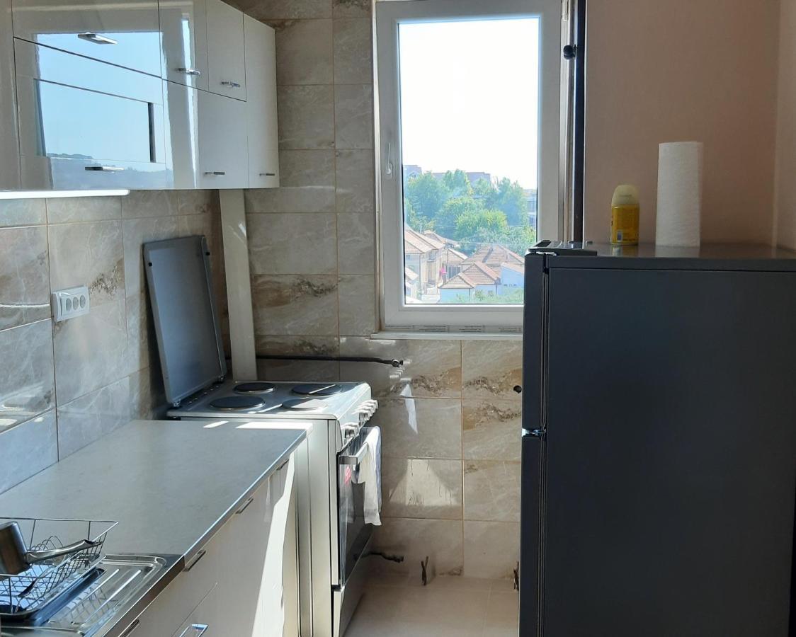 Lux Apartman Čačak Exterior foto